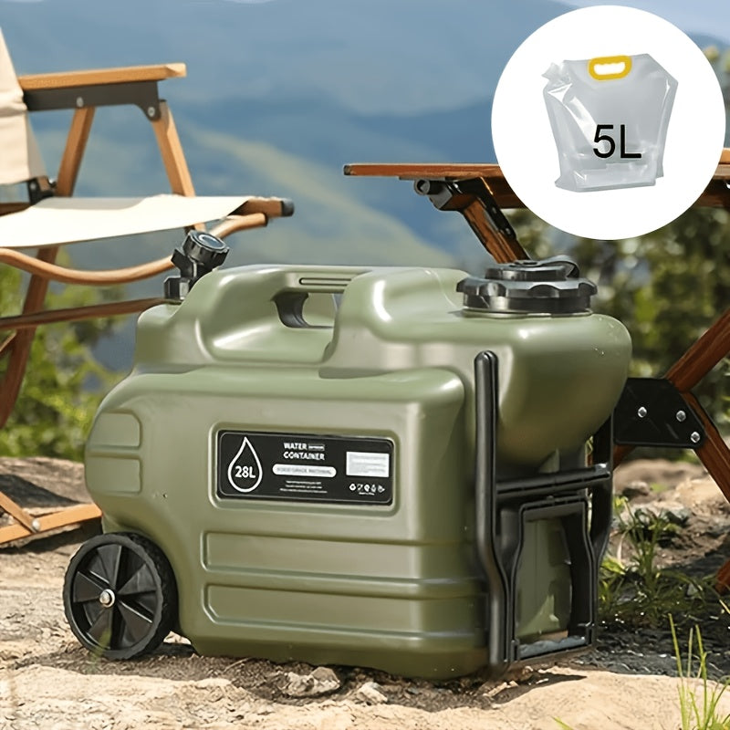 28l water storage container wheels pull rods portable water