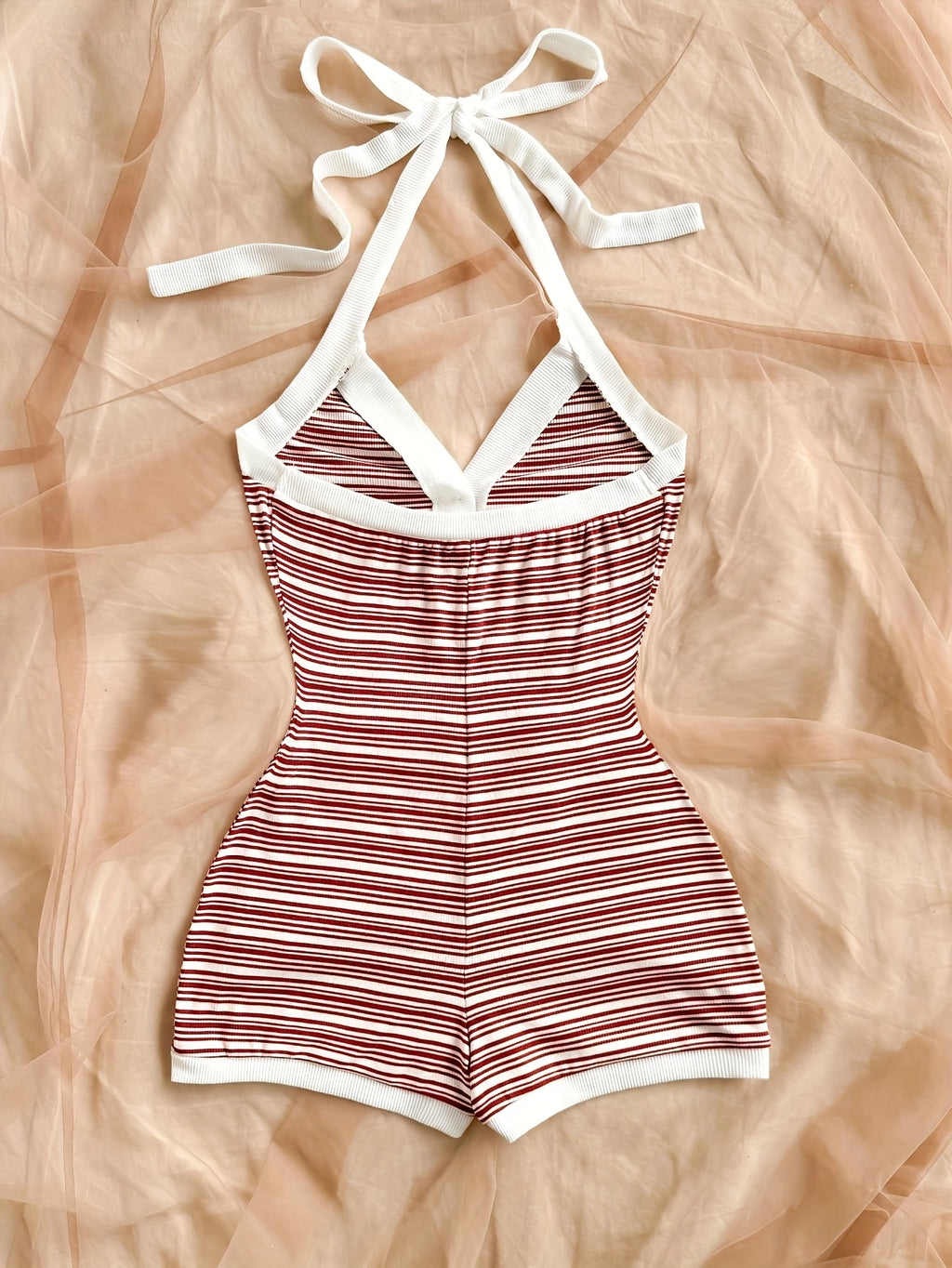 vintage red white striped contrast