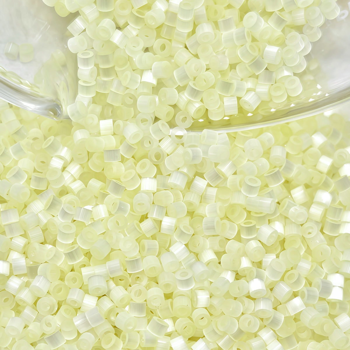 bead kit   1 6mm bright glass seed beads   900pcs