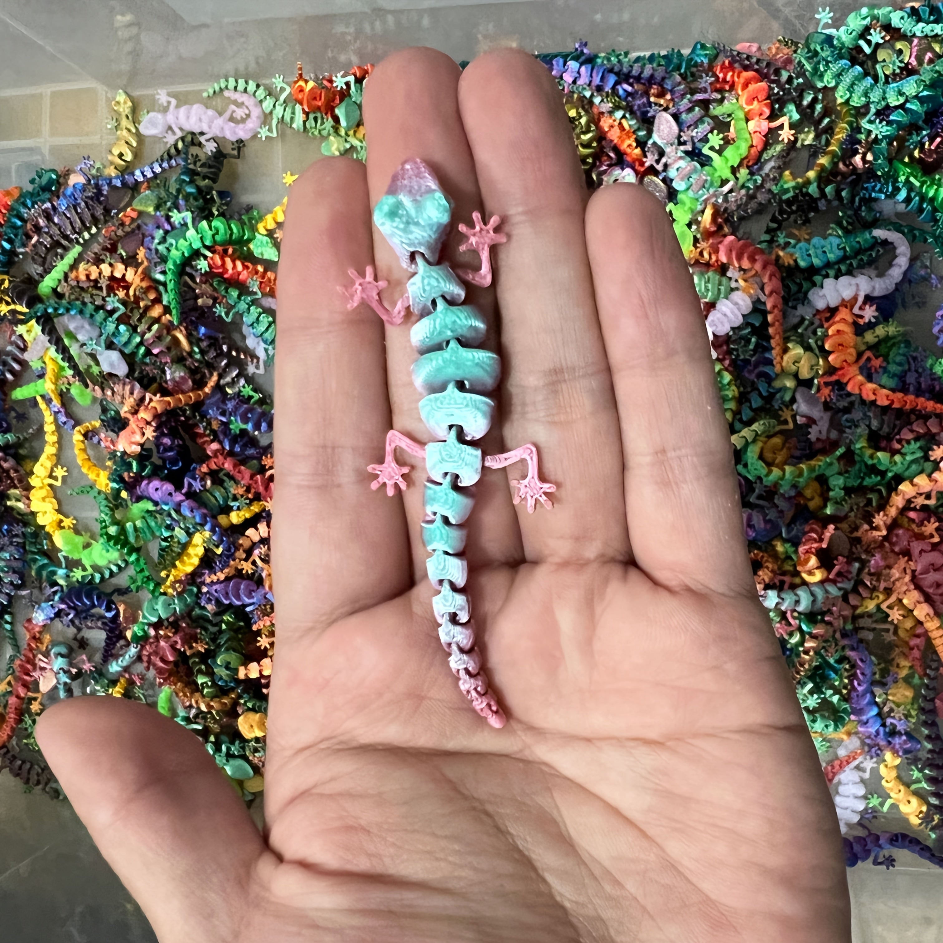 random color 20pcs 3d printed small geckos length 9cm pla