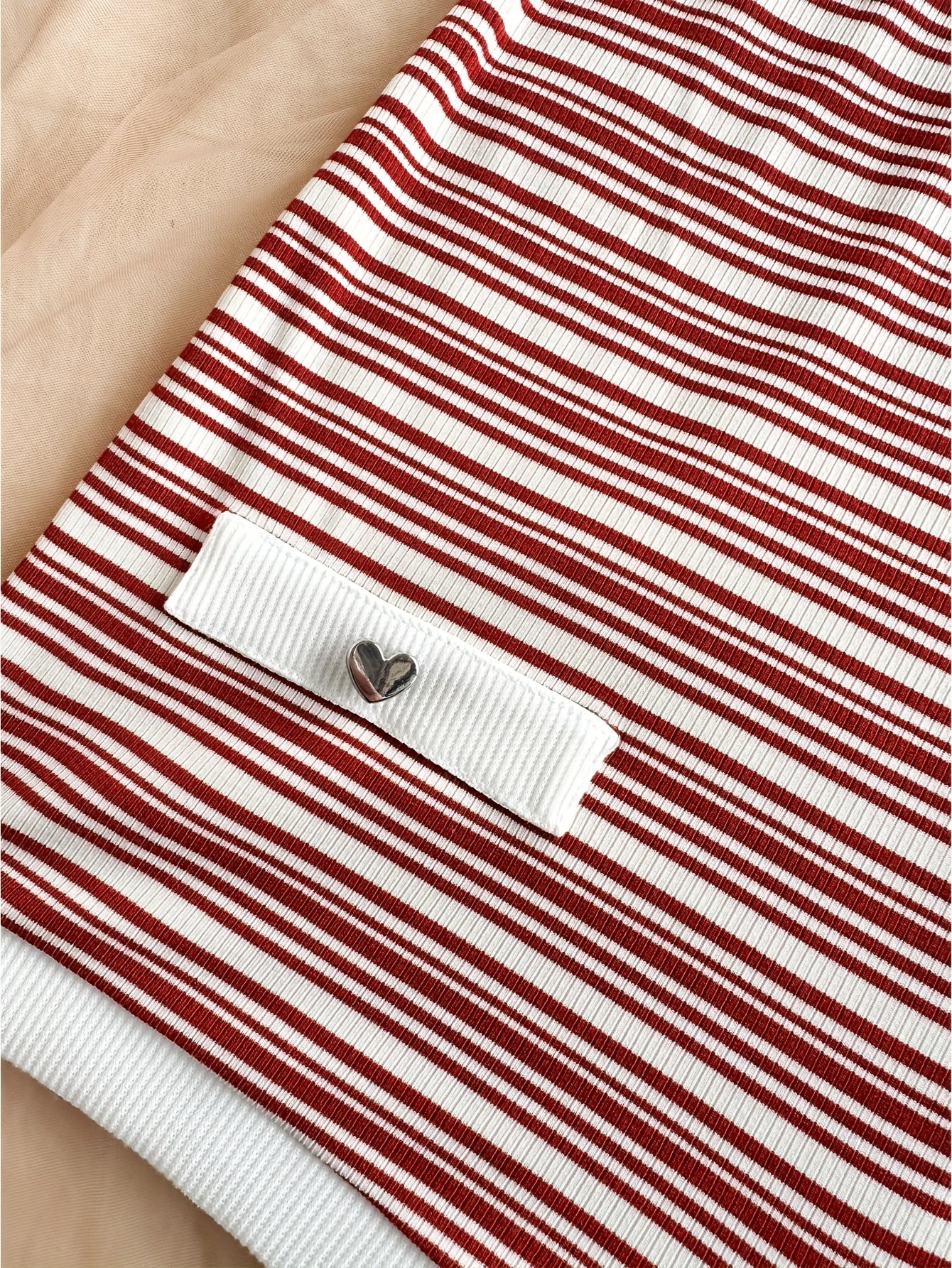vintage red white striped contrast